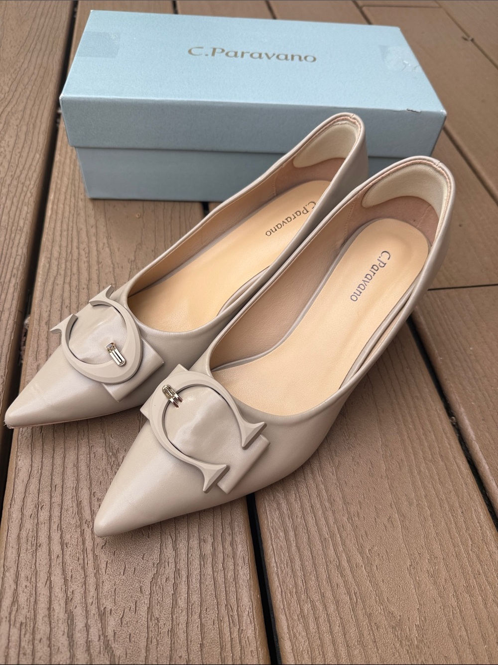 C.Paravano Women's Pumps US 9 Eu 39.5
Camel color